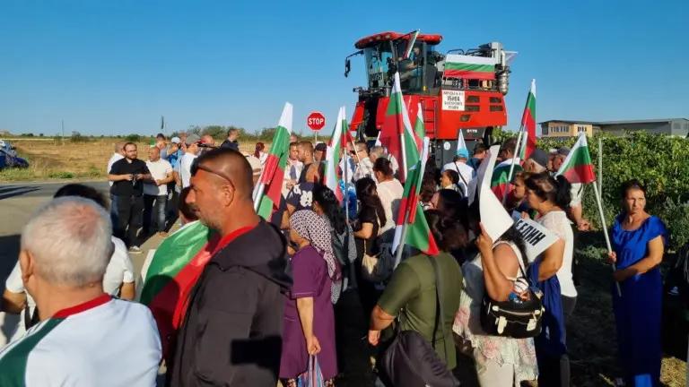 Лозари и винопроизводители излязоха на протест в сряда Те ще