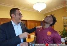 Кметът се прави на шут пред някакъв превъзбуден инфлуенсър. Терзиев, Вие сте позор!