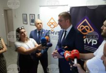 Мицкоски няма да преговаря с българското служебно правителство