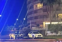 Хеликоптер се разби в хотел в Австралия, пилотът е загинал на място