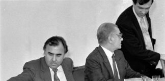 Гошо и Нейчо са класа в сравнение с простото и вечно ухилено момче