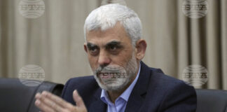 Последните минути на лидера на Хамас Яхия Синуар (ВИДЕО)