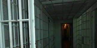 Задържан за блудство с дъщерите си се обеси в следствения арест в Хасково