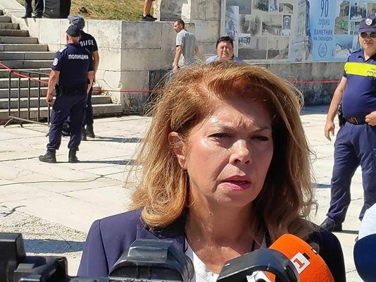 Йотова срещу споразумението на Гюров с Украйна: Подписването е неадекватно