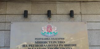 Регионалното министерство скочи на Кирил Петков: Не сме търсили „експертното му мнение“ за ремонти на пътища