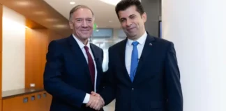 Явно Кирето се е притеснил, че Пеевски ефективно измества полезността на харвардските илюзионисти за американската амбасада