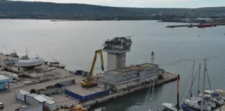 Събарят Рейдовата кула във Варна