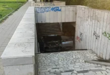 17-годишна приземи колата на баща си в централен подлез във Варна