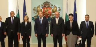 Започна извънредното заседание на КСНС