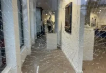 Крадци взривиха галерия в Нидерландия и откраднаха картини на Анди Уорхол