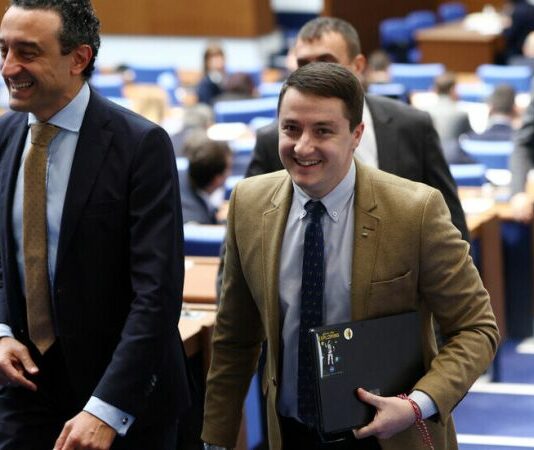 ДБ отговориха на ултиматума на ПП: Не можем автоматично да изключим Божанков и Лорер от листите