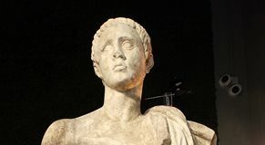 Статуята от Хераклея Синтика вероятно е на внук на Октавиан Август