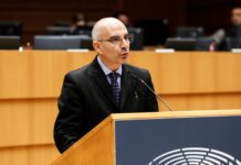 Волгин пред ЕП: Изборът на Тръмп е шанс за Европа