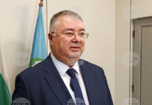 Коледната добавка от 100 лева за най-бедните 340 000 пенсионери ще бъде преведена на 19 декември