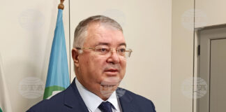 Коледната добавка от 100 лева за най-бедните 340 000 пенсионери ще бъде преведена на 19 декември