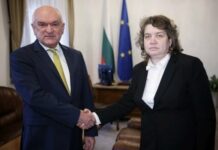 Киселова се срещна със служебния премиер Главчев