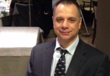 Най-влиятелният президентски секретар Копринков обран от 60-годишния легендарен крадец Венци Лисицата