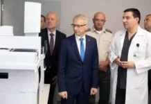 Има ли нещо гнило в чистия наркотест на Кирил Петков