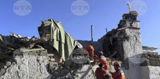 Десетки жертви на мощно земетресение в Тибет