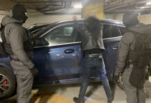 ГДБОП разби група за инвестиционни измами и пране на пари за стотици хиляди левове (СНИМКИ)