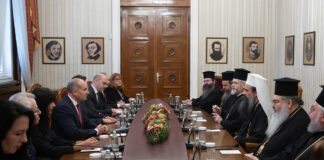 Радев подкрепи патриарха и синода по казуса с регистрацията на паралелна православна църква