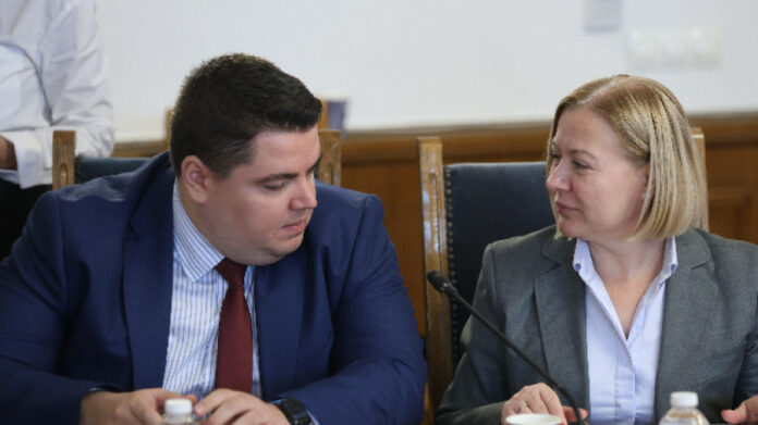 c503ad564d01179f0604153db4ae7c1d