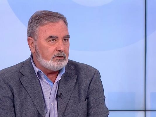 Доц. Ангел Кунчев: Грипът вече доминира над COVID, преобладаващ щам е А(H3N2)