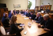 Преговорите за съставяне на правителство са подновени