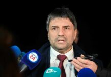 Шефът на СДВР: Грешка на служител от БДЖ е вероятната причина за катастрофата на влаковете