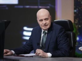 Слави Трифонов: Подкрепихме референдума за еврото, но то трябва да се въведе