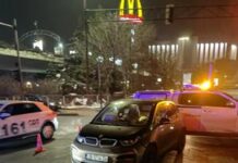 „Ауди“ прелетя на червен светофар и удари колата на Соломон Паси и жена му Гергана