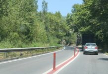 Монтират разделителни колчета на пътя от Севлиево до Микре и Български извор