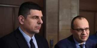 Както преди време ДБ се отрекоха от Калин Стоянов, назначен за министър от Кирил Петков, така днес скочиха на протежето на Асен Василев – шефа на НАП Румен Спецов