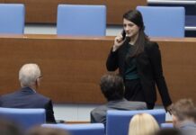 Тръгва делото срещу Лена Бориславова, подсъдима за документно престъпление