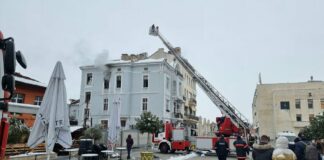 Загинал е 72-годишен обитател в горящата къща в центъра на Пловдив