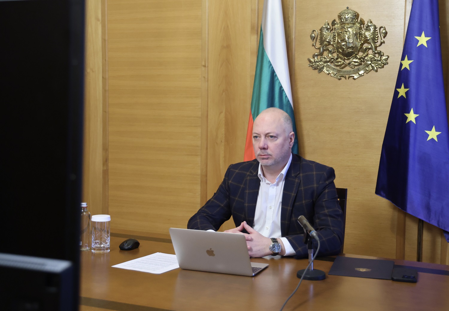 Украйна бъди смели бъди силна Ние сме с теб написа