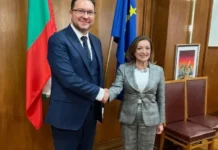 Министър Митов се срещна с посланичката на Италия