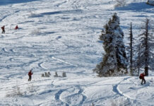 Спасители: Малките лавини по Седемте езера са почти ежедневие