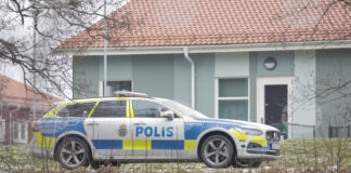 10 души са загинали при стрелбата във вечерно училище в Швеция, съобщи полицията