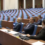 „Възраждане“ предлагат кабинетът да поиска отлагане на влизането в еврозоната с година