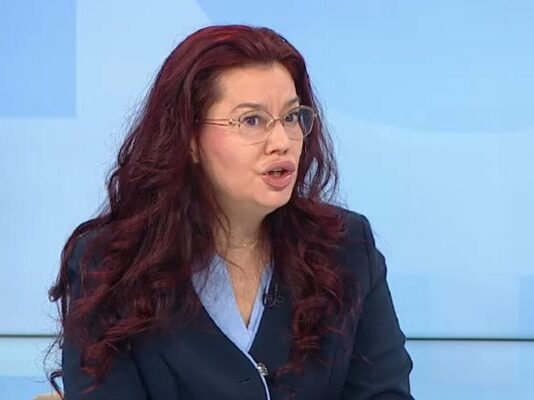 Уволниха директора на „Медицински надзор“