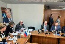 Манол Генов за Гуцанов: Не е редно да участва в прояви, организирани от руското посолство, дължи обяснение на партията