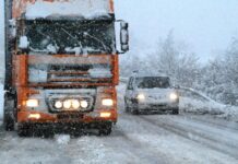 Закъсали тирове и усложнена зимна обстановка в района на Враца