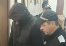 Оставиха в ареста полицаите, обвинени за смъртта на задържан в Казанлък