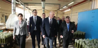 Желязков посети цеха на ВМЗ-Сопот в Иганово