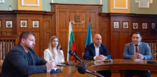 Кметът на Пловдив уволни заместничката си Женя Петкова