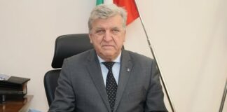 Министър Манол Генов готов да „отупат“ набързо и следващите вотове на недоверие