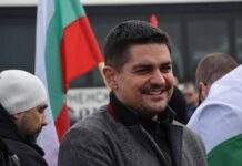 Парламентарно имунизирани юнаци