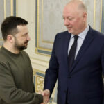 Зеленски и Желязков обсъдиха енергийната сигурност в региона