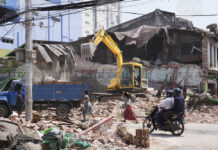 Над 3000 са вече жертвите на мощното земетресение в Мианмар